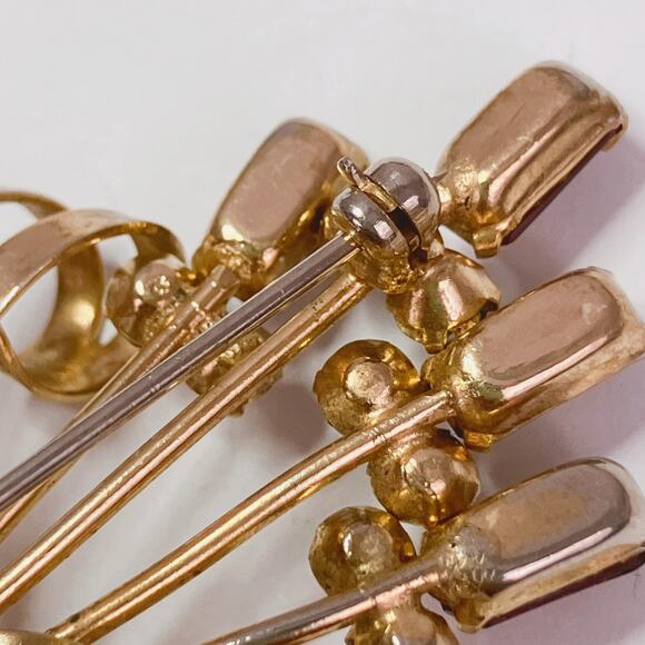 VTG 1940s Retro Moderne Gold Tone Ruby Red Rhinestone Ribbon Spray Brooch Iconic - Picture 8 of 10